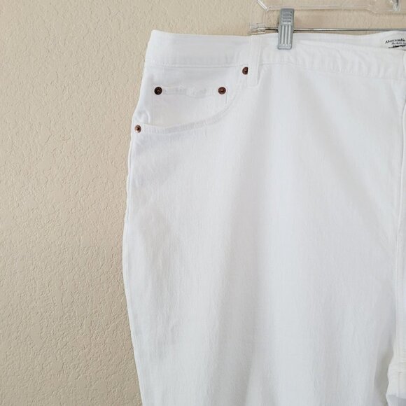 Abercrombie & Fitch Curve Love Ankle Straight Ultra High-Rise Jean Size 37 White - Picture 8 of 10